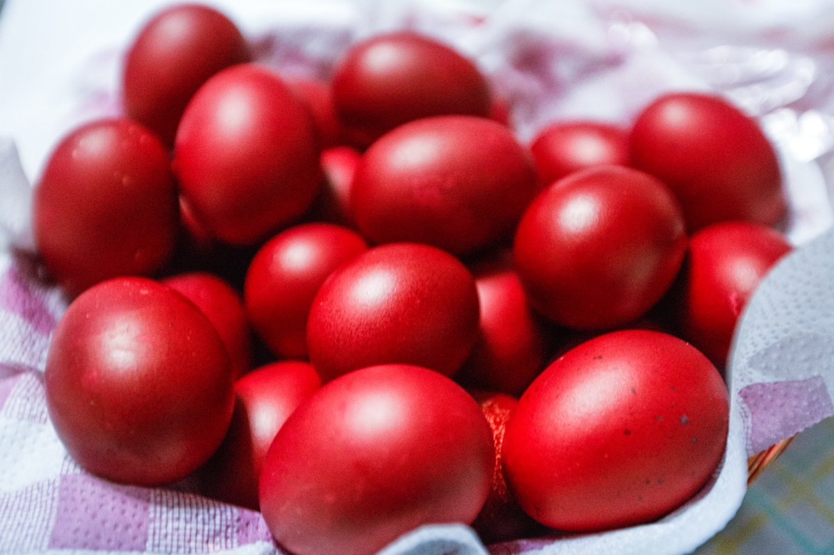 Εκτοξεύονται οι τιμές στα αυγά ενόψει Πάσχα - Νέος «πονοκέφαλος»