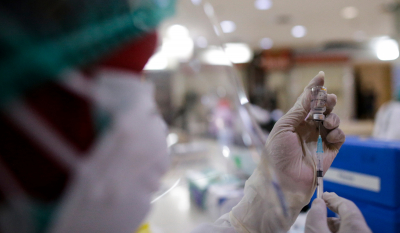 Κορονοϊός και ανισότητες: Πώς θα διανεμηθούν εμβόλια σε μια «απρόσιτη» χώρα;