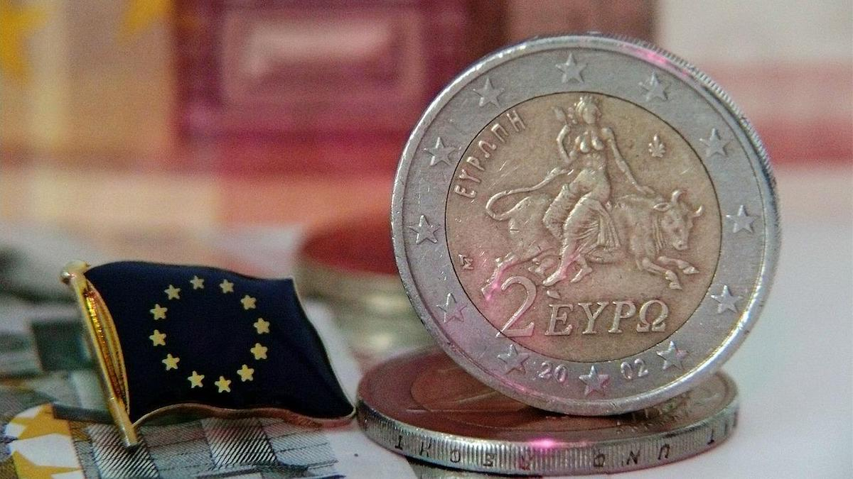 Fitch: Επιβεβαίωσε το αξιόχρεο της Ελλάδας στη βαθμίδα «ΒΒ» με θετικές προοπτικές
