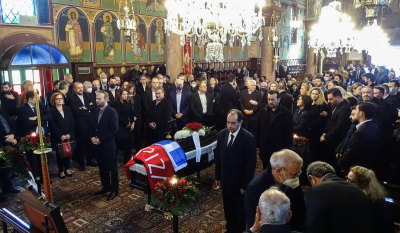 Η Ρόδος αποχαιρετά τον Νεκτάριο Σαντορινιό - Πλήθος κόσμου στην κηδεία