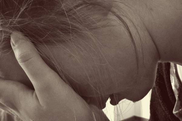 Κορονοϊός: Η καραντίνα αυξάνει την ενδοοικογενειακή βία - Ο κίνδυνος για τα παιδιά