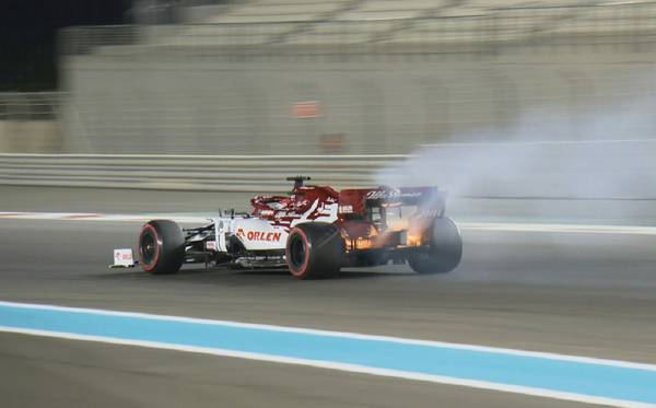 Formula 1: Ταχύτερος ο Μπότας στο FP2 – «Ξέφυγε» απ’τις φλόγες ο Ραϊκόνεν (vid)