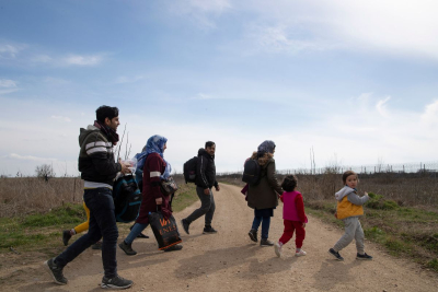 BBC: Το TikTok βγάζει έως 70% από δωρεές που δίνονται στους Σύρους πρόσφυγες μέσω της πλατφόρμας του