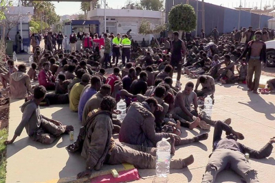 Εικόνες σοκ στα σύνορα Ισπανίας-Μαρόκου: Πτώματα και τραυματίες μετανάστες