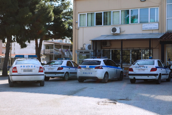 Καταγγελία αστυνομικών: Κλειστά μετά τις 10μ.μ. τα 13 από τα 15 Τμήματα της Δυτικής Αττικής