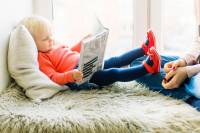 Έρευνα: Οι γονείς πρέπει να διαβάζουν στα παιδιά τους βιβλία