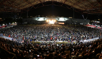Συγκίνηση στη συναυλία του ΚΚΕ για τον Δημήτρη Μητροπάνο (φωτογραφίες)