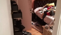 Διάρρηξη στην Καλλιθέα: Αποκλειστικές εικόνες από το διαμέρισμα - Η ένοικος βρέθηκε χωρίς τις αισθήσεις της