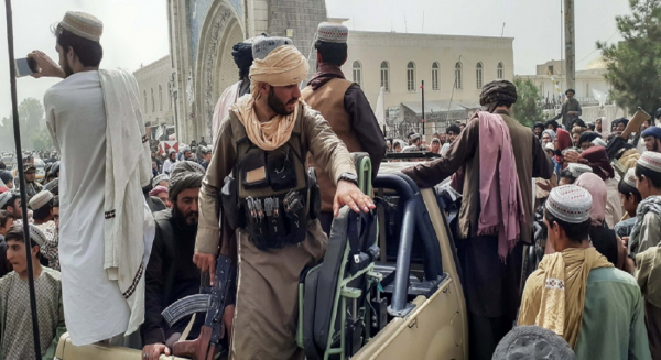 Αφγανιστάν: Στα χέρια των Ταλιμπάν το προεδρικό μέγαρο - Εγκατέλειψε τη χώρα ο πρόεδρος Ασράφ Γάνι