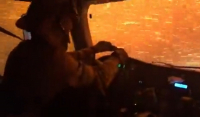 Στις φλόγες η Καλιφόρνια: Η στιγμή που οδηγός περνά μέσα από κόλαση φωτιάς (Βίντεο)