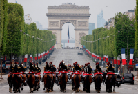 Η Γαλλία γιόρτασε τη λήξη του Β&#039; Παγκόσμιου Πολέμου υπό αυστηρά μέτρα ασφαλείας (Εικόνες - Βίντεο)