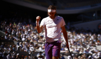 Η Daily Mail αποθεώνει τον Στέφανο Τσιτσιπά – «Ο Άδωνις του τένις»