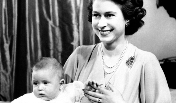Βασιλιάς Κάρολος: Το παρασκήνιο της γέννησής του πριν από 75 χρόνια - Το ιδιαίτερο έθιμο