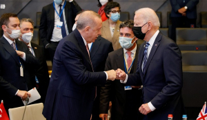 Άγκυρα: ΗΠΑ και Τουρκία θα παραμείνουν σε «στενό συντονισμό» για το θέμα της Ουκρανίας
