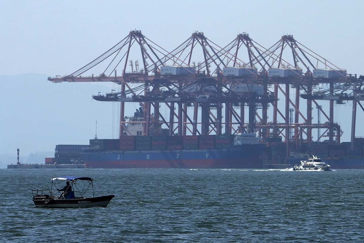 Το διεθνές εμπόριο μειώθηκε κατά 1,3% λόγω των επιθέσεων στην Ερυθρά Θάλασσα