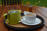 Καφές ή τσάι: Ποιο ρόφημα έχει την περισσότερη καφεΐνη