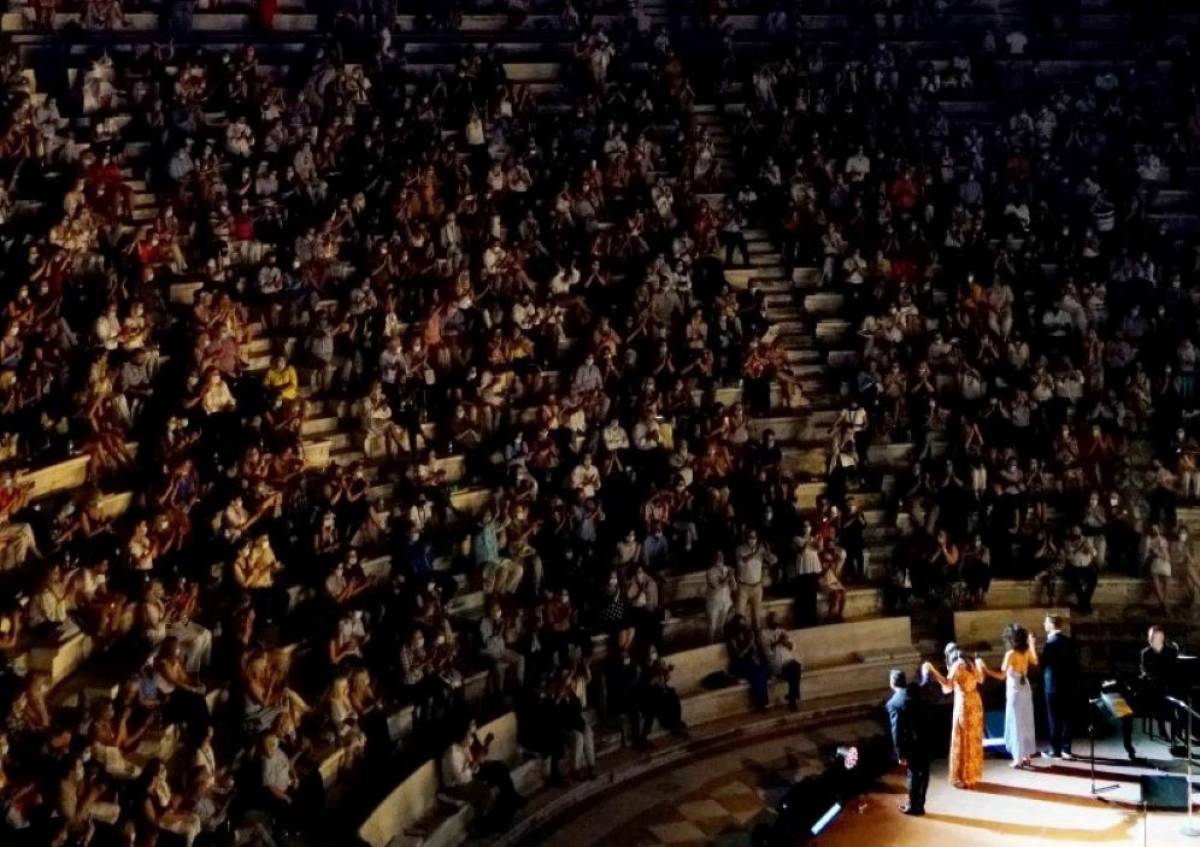Συναυλία Μάριου Φραγκούλη: Η διοργανώτρια εταιρεία διαψεύδει τα δημοσιεύματα για 5.000 θεατές