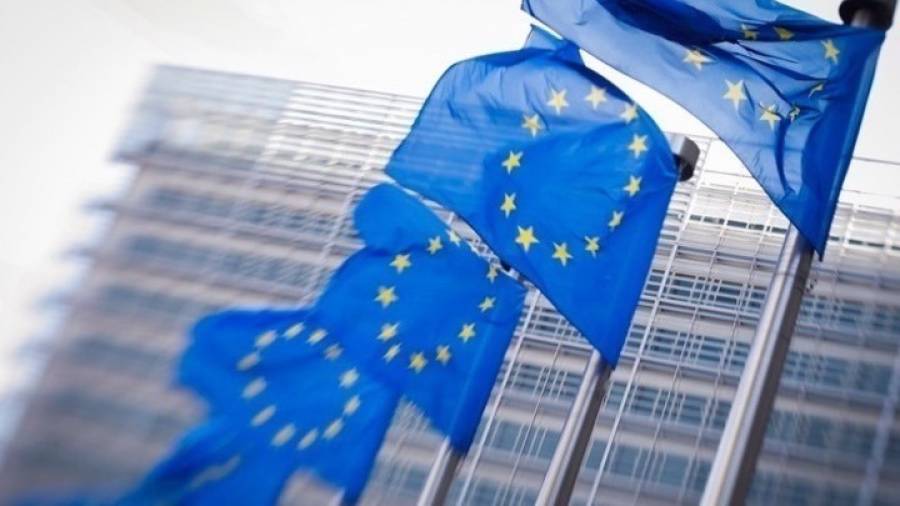 Ευρωπαϊκή Επιτροπή: Ανακοίνωσε μέτρα κατά της νέας έξαρσης του κορονοϊού