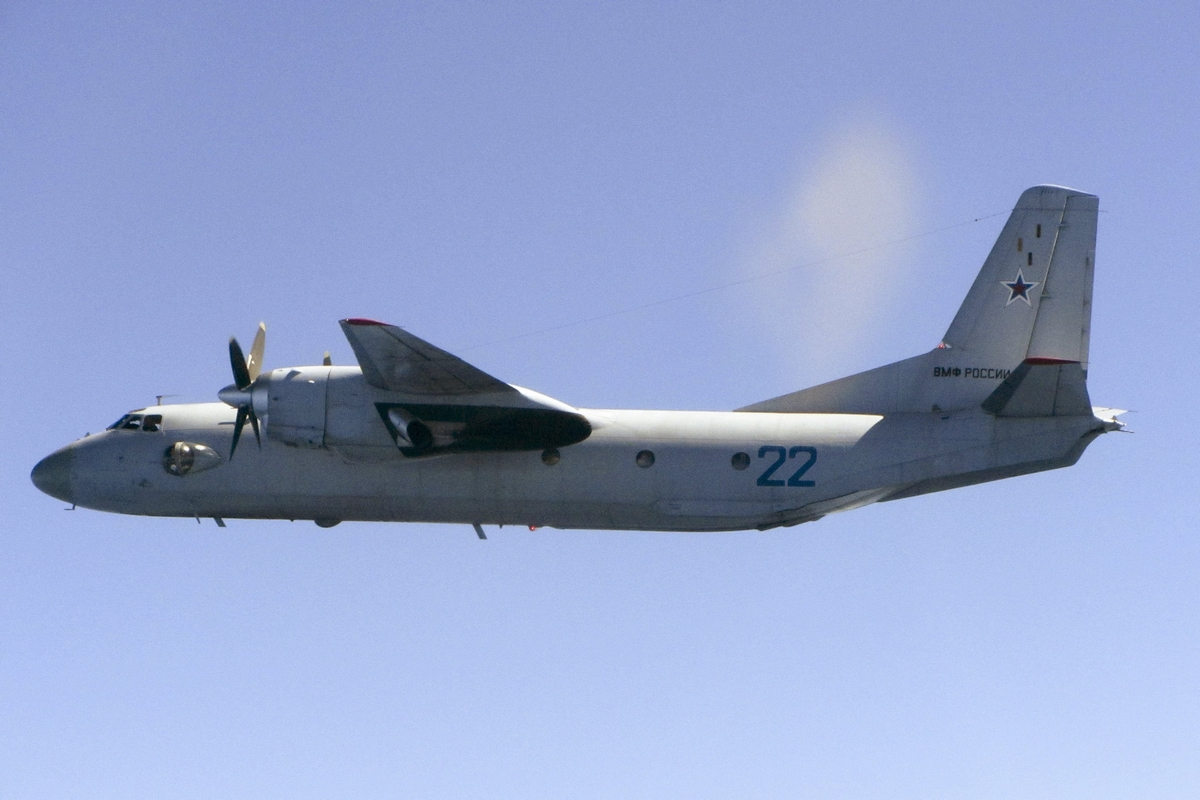 Ρωσία: Πληροφορίες ότι το αεροσκάφος που αγνοούνταν συνετρίβη στη θάλασσα