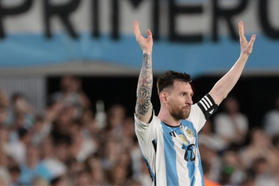 Αργεντινή: Συγκλονιστικές στιγμές στο στάδιο Μονουμεντάλ - Αποθεώθηκε ο Μέσι στο 800ο γκολ της καριέρας του