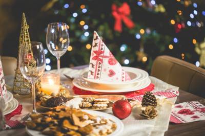 Χριστουγεννιάτικο τραπέζι: Έως και 127,7% πιο ακριβό αν δεν προσέξουμε