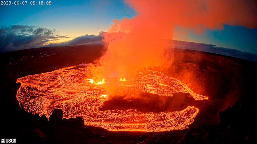 Χαβάη: Εξερράγη το ηφαίστειο Κιλαουέα (Εικόνες - Βίντεο)