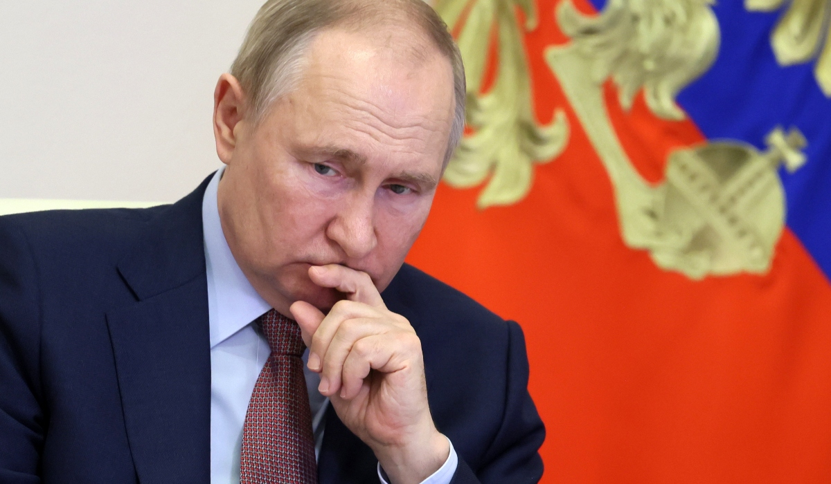 Πεσκόφ: Ο Πούτιν πριν από τις εκλογές, θέλει να «τελειώσει τα πράγματα νικηφόρα»