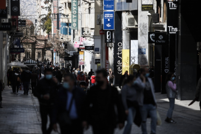 Ανοίγουν τα πολυκαταστήματα τη Δευτέρα: Τι είπε ο Σταμπουλίδης για τα εμπορικά κέντρα