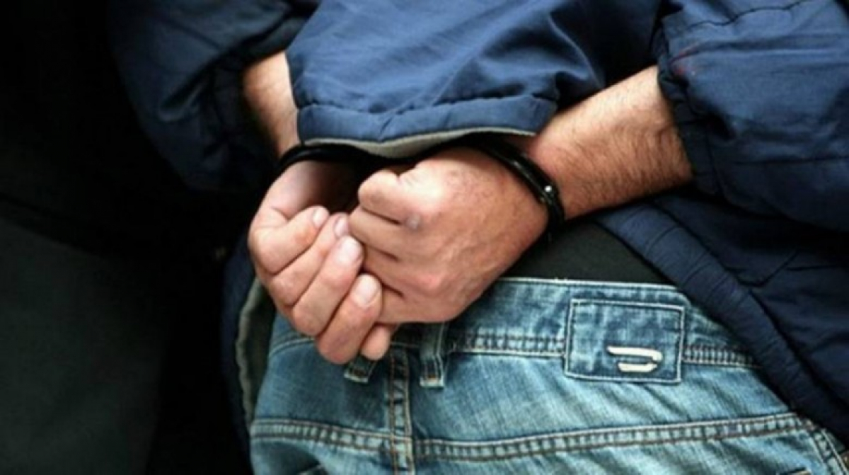 Σέρρες: Σκαρφάλωσε σε μπαλκόνια και έκλεβε τα σπίτια - Συνελήφθη ο δράστης