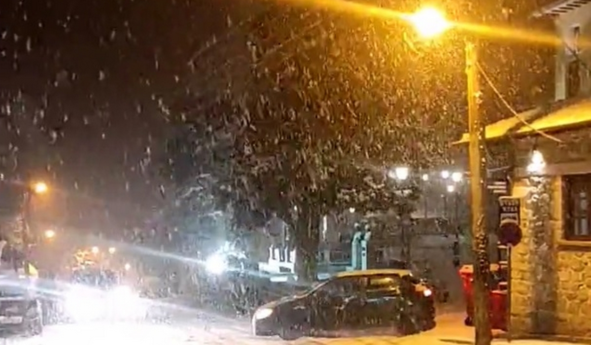 Κακοκαιρία: Το στρώνει στη Βόρεια Ελλάδα - Βίντεο από περιοχές που ρίχνει χιόνι