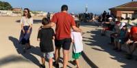 Στην Βαρκελώνη ο Τσίπρας με τους δυο γιους του (photos)