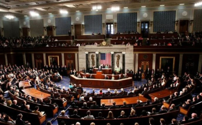 ΗΠΑ: Ρεπουμπλικάνοι γερουσιαστές προειδοποιούν τον Μπάιντεν για το «όριο χρέους»