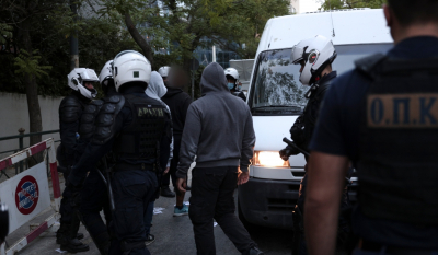 Ρουβίκωνας: 24 συλλήψεις για την παρέμβαση στο υπουργείο Περιβάλλοντος