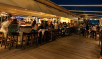 Skippers: Τέλος εποχής για το θρυλικό καφέ - μπαρ στην παραλιακή