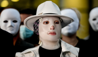Ιωάννα Παλιοσπύρου: Αποκαλύπτει πότε θα βγάλει τη μάσκα