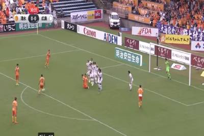 Η απίστευτή «κομπίνα» σε ποδοσφαιρικό ματς στην Ιαπωνία που έχει γίνει viral