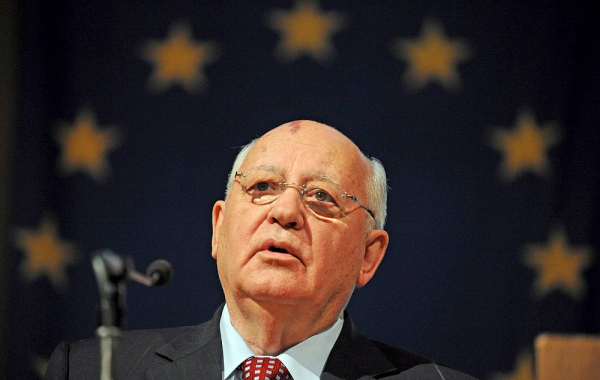 Γκορμπατσόφ: Σήμερα και με απουσία Πούτιν και Δυτικών ηγετών η κηδεία του