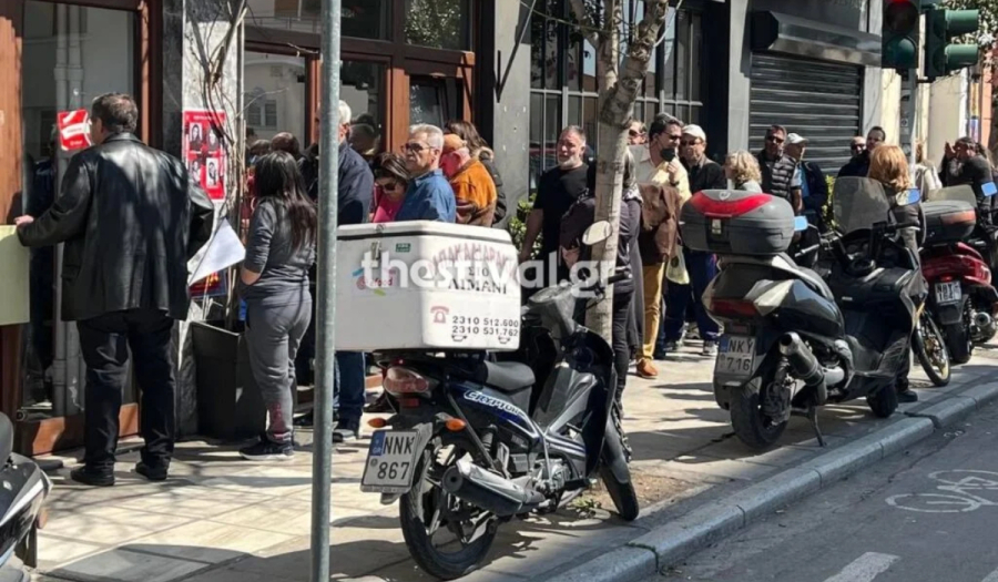 Θεσσαλονίκη: Στέναξαν τα Λαδάδικα - Ατελείωτες ουρές για μπακαλιάρο