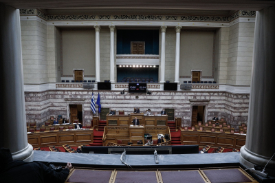 Καραμανλής και Χατζηβασιλείου «χορηγοί» σε κρατικές εκδηλώσεις - Στη Βουλή το «γαλάζιο» promotion στις Σέρρες