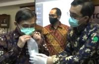 Ινδονησία: Αναπνευστήρας που ανιχνεύει τον κορονοϊό μέσα σε δύο λεπτά θα κυκλοφορήσει στην αγορά