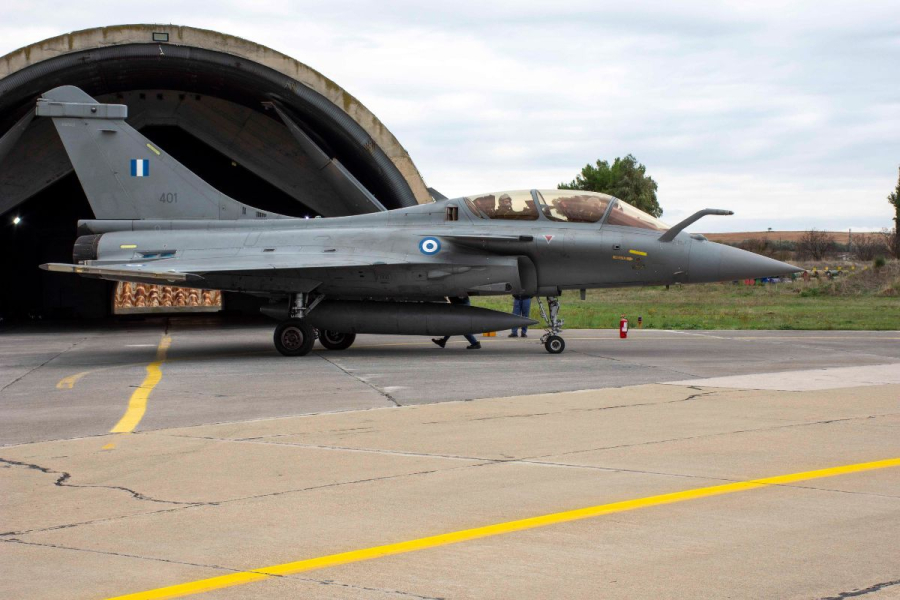 Οι Γάλλοι άφησαν τα Rafale χωρίς στέγαστρα στην Τανάγρα, ενώ οι Αμερικανοί πανηγυρίζουν για το ρεκόρ πωλήσεων F-35 σε 17 χώρες