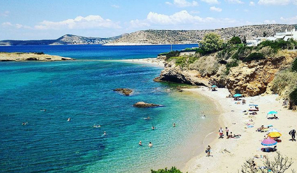 Πέντε ελεύθερες παραλίες 1 ώρα μακριά από την Αθήνα