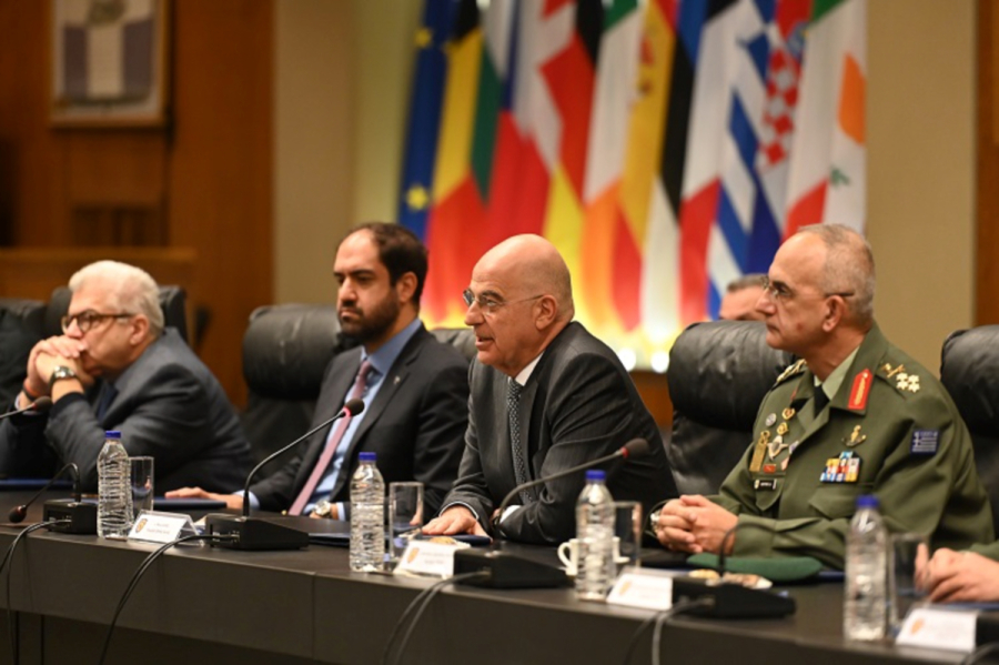 Η Ελλάδα θέλει τη διοίκηση της ευρωπαϊκής επιχείρησης κατά των Χούτι – Στη Λάρισα το αρχηγείο