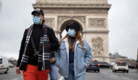 Γαλλία: Έξαρση κρουσμάτων με 94.000 μολύνσεις
