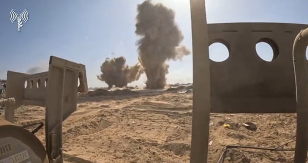 Βίντεο ντοκουμέντο: Ο ισραηλινός στρατός ανατινάζει τούνελ της Χαμάς στη Γάζα – Πάνω από 130 καταστράφηκαν