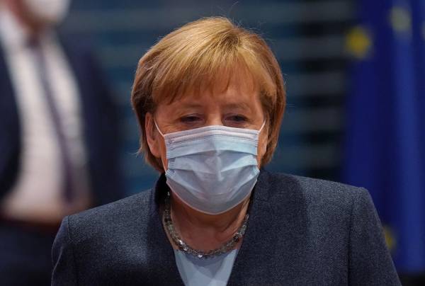 Γερμανία: Τα χειρότερα έπονται, λέει η Μέρκελ - Πάνω από 5.000 στις ΜΕΘ
