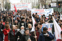 Χιλιάδες στους δρόμους για τα Τέμπη: Μεγάλη πορεία στην Αθήνα και χημικά - Φωτογραφίες, βίντεο
