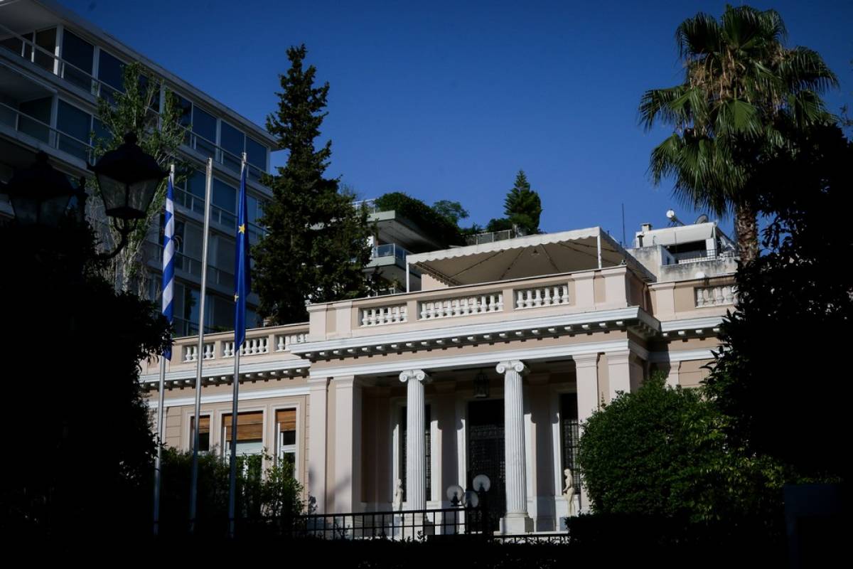 Ψυχραιμία αλλά και αποφασιστικότητα από την Αθήνα μετά τη νέα, διπλή πρόκληση της Άγκυρας