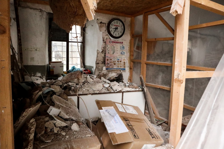 Σεισμός Ελασσόνα: 1.575 κατοικίες μη κατοικήσιμες - Τεράστιες ζημιές σε ναούς και δημόσια κτήρια