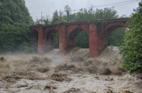 Ιταλία: Πλημμύρες σε Εμίλια Ρομάνια και Μάρκε - 900 κάτοικοι εγκατέλειψαν τα σπίτια τους